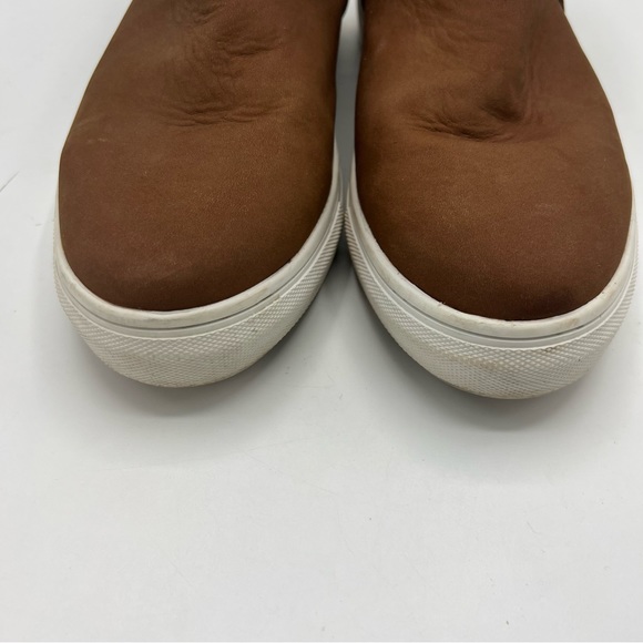 J/Slide 'Poppy" Booties - Picture 2 of 9